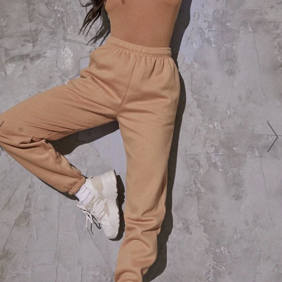 PrettyLittleThing Pants - NWT Pretty Little Things Taupe Joggers